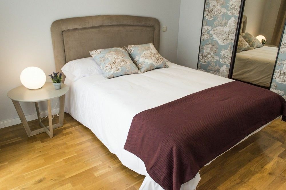 Appartamento Plaza De Cibeles Madrid Esterno foto